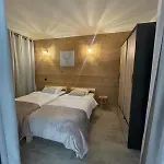 Cozy & Modern Lejlighed *