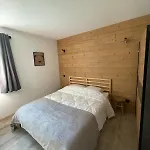 Cozy & Modern Lejlighed *