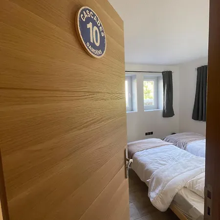 Cozy & Modern Apartmán